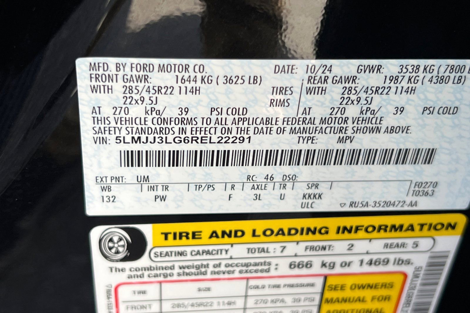 Certified 2024 Lincoln Navigator L Reserve AWD/4WD image 32