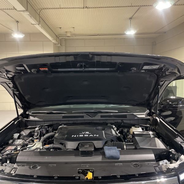 Used 2025 Nissan Armada Platinum image 35