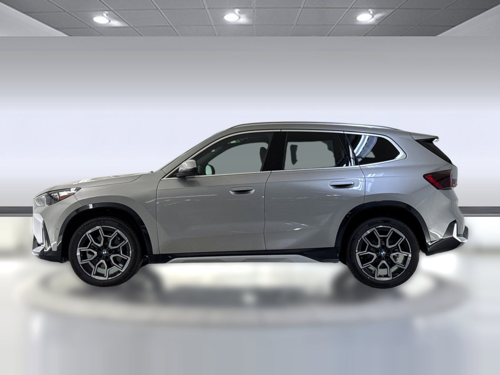 New 2026 BMW X1 xDrive28i w/ Convenience Package AWD/4WD image 2