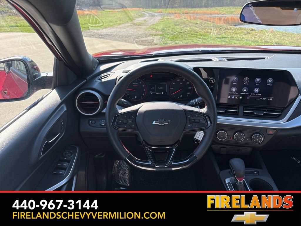 Used 2024 Chevrolet Trax RS w/ Driver Confidence Package image 39