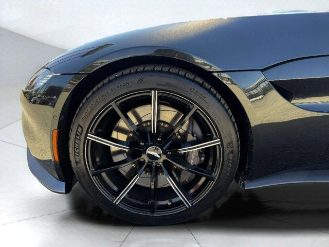 Used 2022 Aston Martin V8 Vantage Roadster image 44