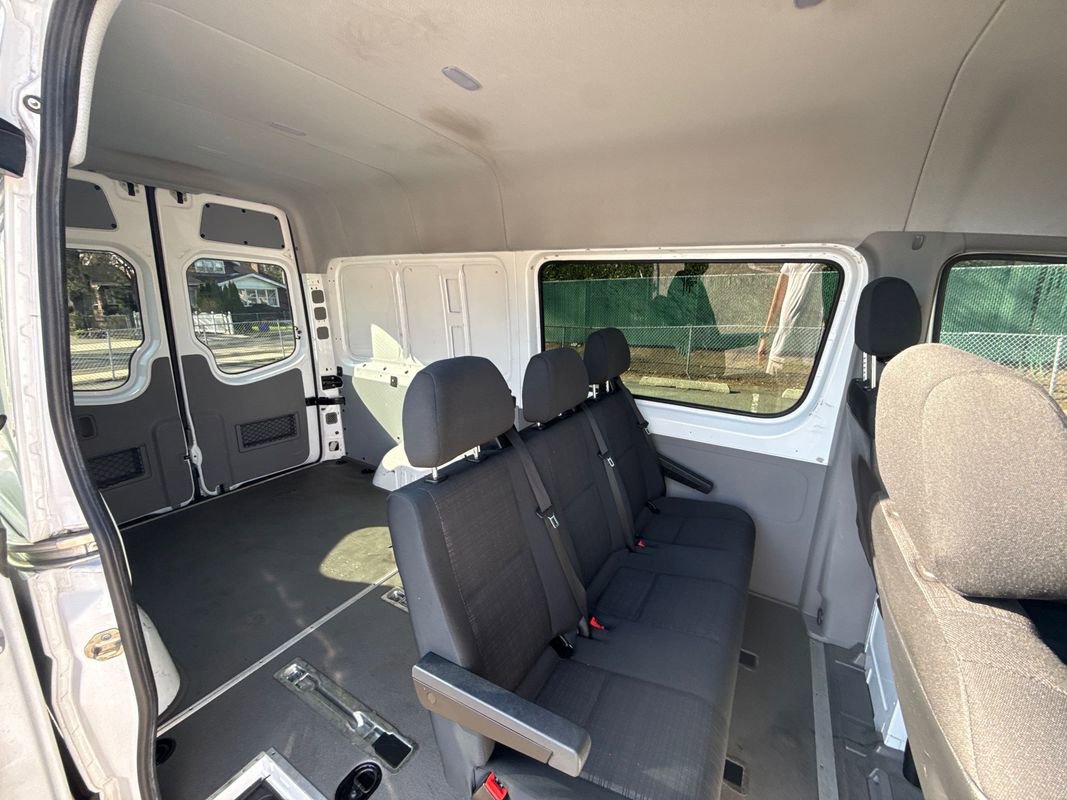 Used 2017 Mercedes-Benz Sprinter 2500 image 23
