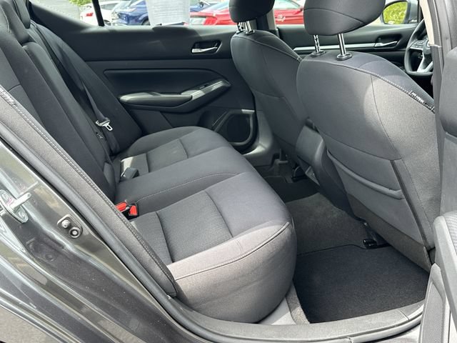 Certified 2022 Nissan Altima 2.5 SV FWD image 16