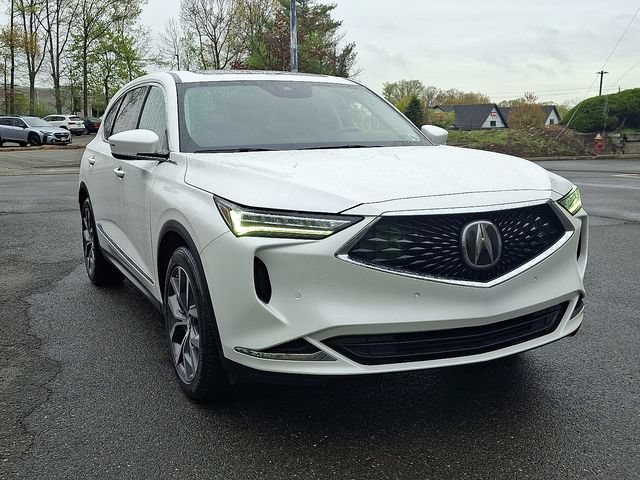 Used 2023 Acura MDX w/ Technology Package AWD/4WD image 2