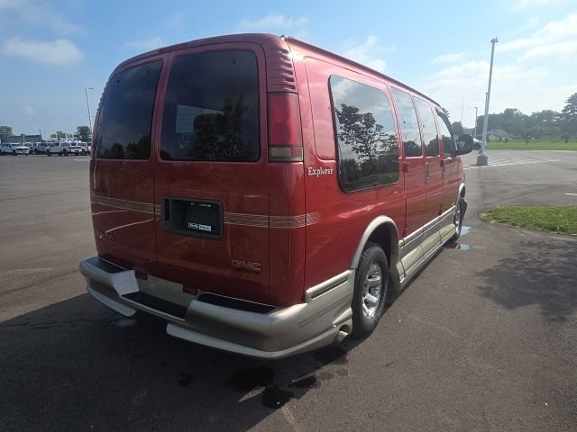 Used 2002 GMC Savana 1500 w/ SLE Marketing Option Pkg 3 RWD image 9