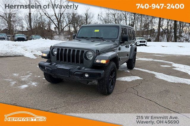Used 2023 Jeep Wrangler Sahara image 3