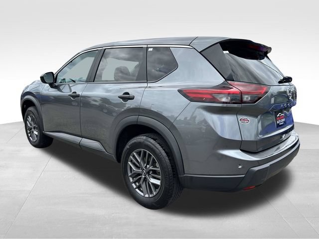 Used 2024 Nissan Rogue S FWD image 4