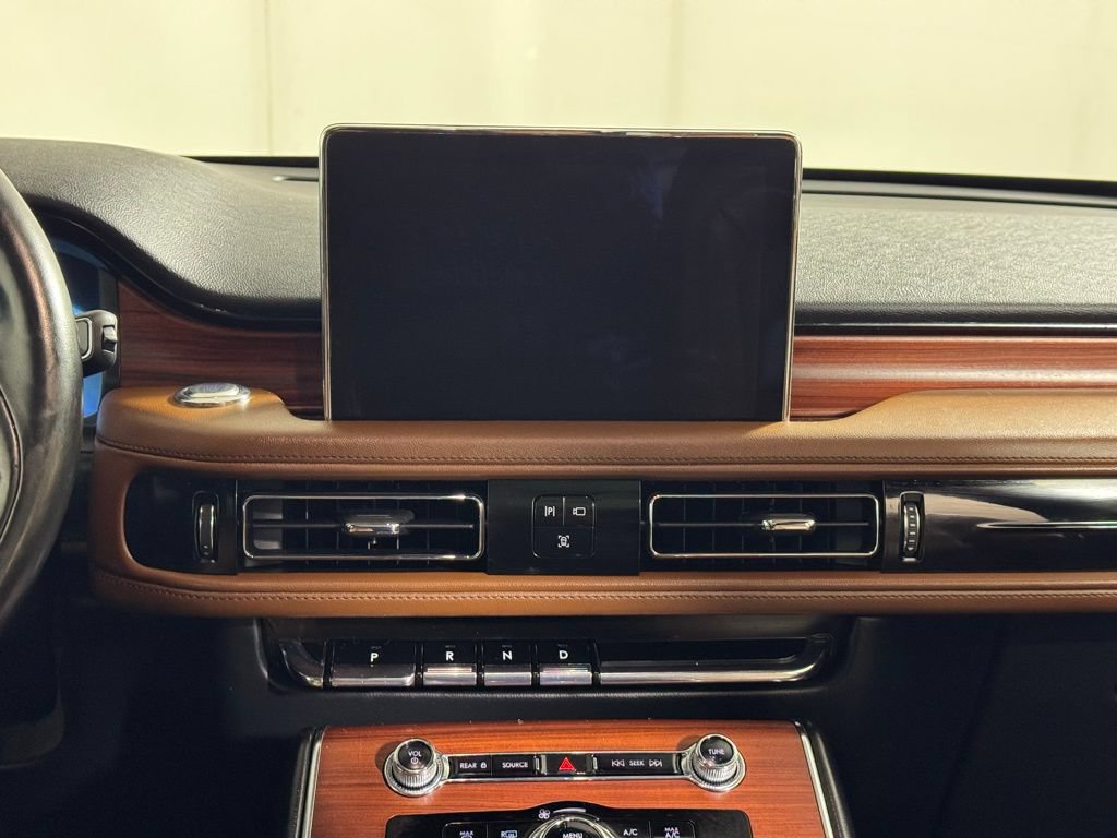 Certified 2023 Lincoln Aviator Grand Touring w/ Equipment Group 301A AWD/4WD image 22