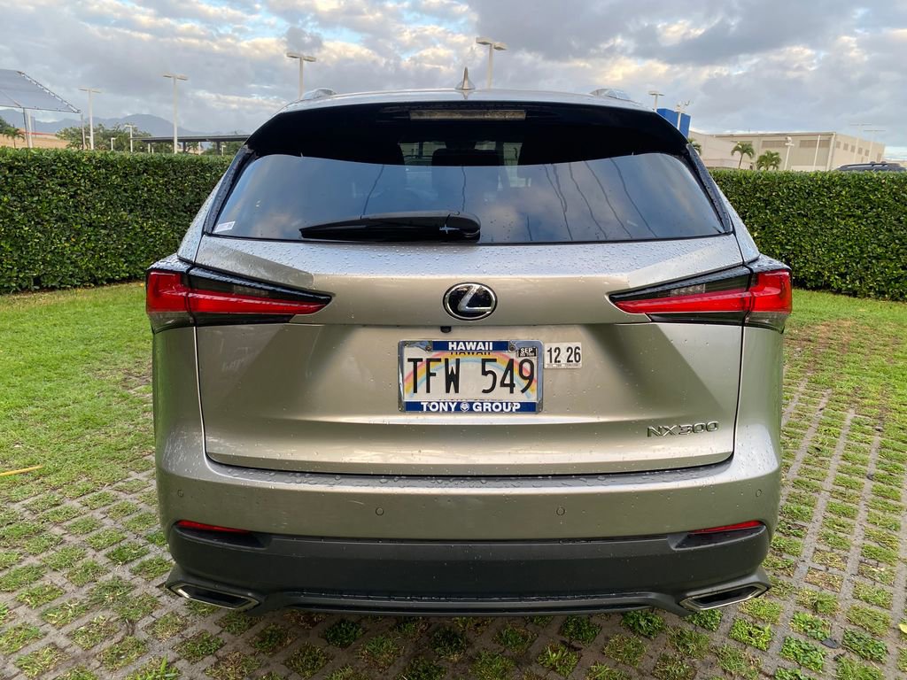 Used 2018 Lexus NX 300 FWD image 6