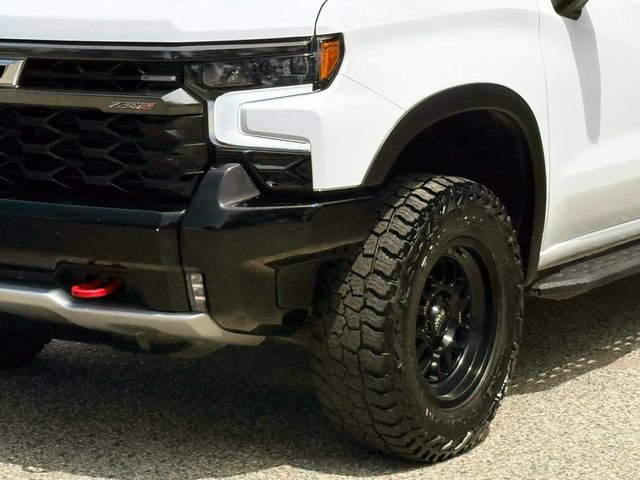 Used 2024 Chevrolet Silverado 1500 ZR2 w/ Technology Package AWD/4WD image 10