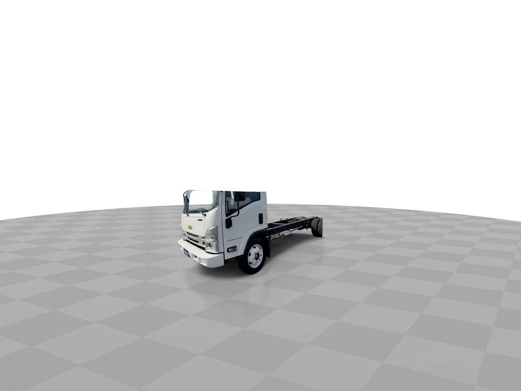 New 2025 Chevrolet Low Cab Forward 5500XG RWD image 4