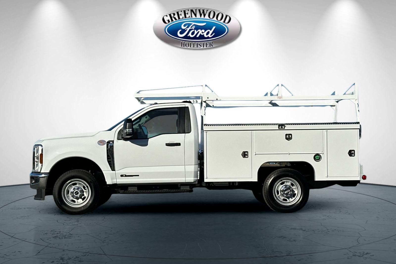 New 2026 Ford F350 XL w/ XL Chrome Package image 7