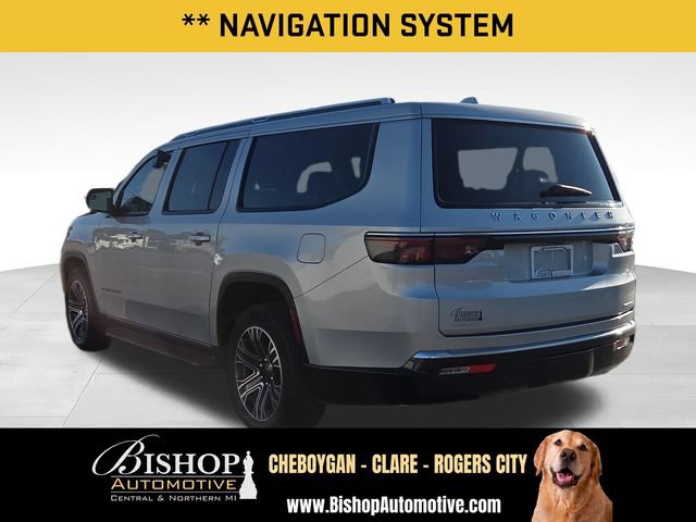 Used 2023 Jeep Wagoneer L Series II AWD/4WD image 10
