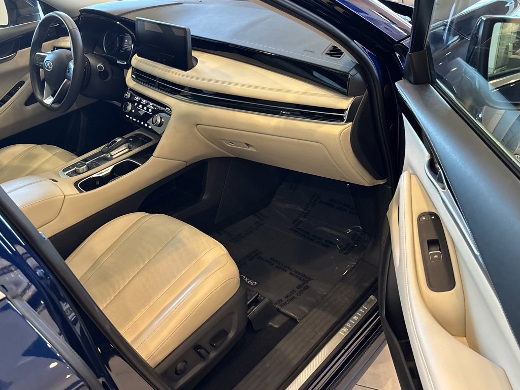 Certified 2025 INFINITI QX60 Pure image 25