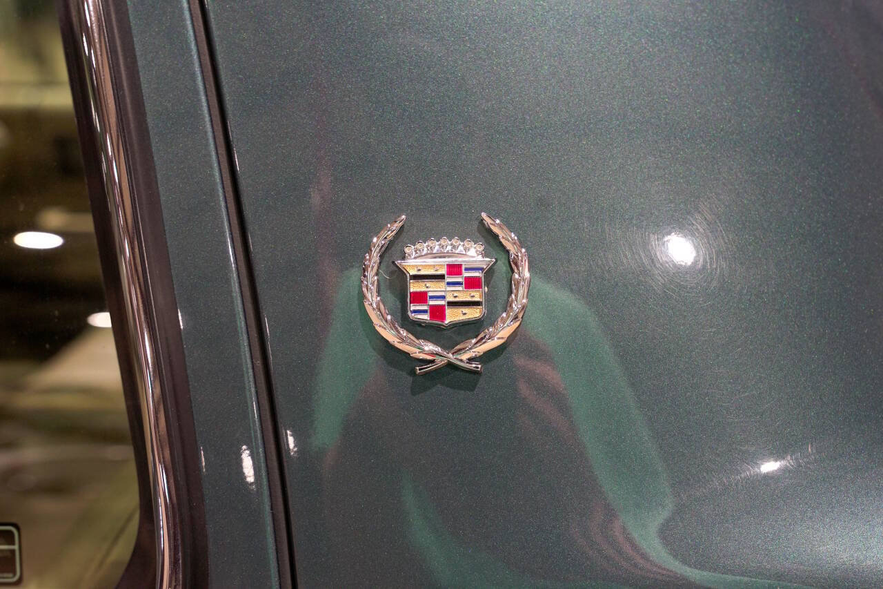 Used 1992 Cadillac De Ville Sedan FWD image 23