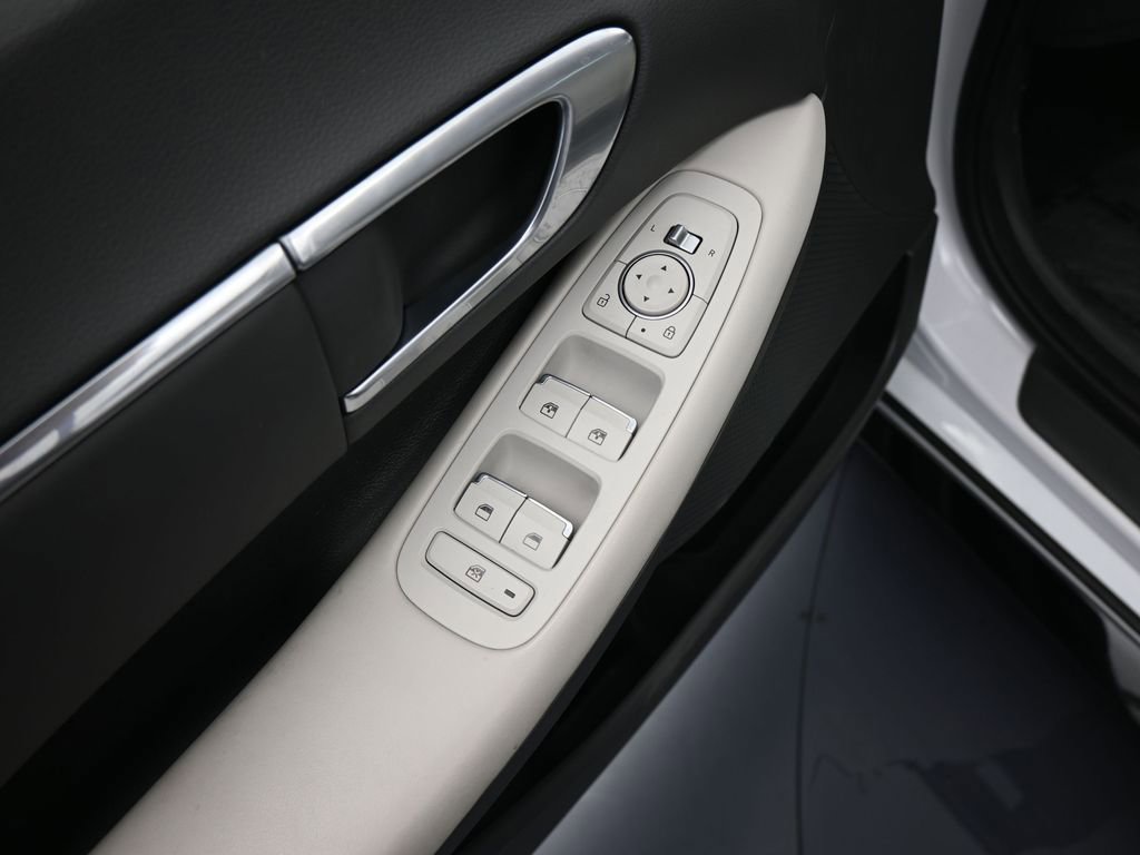 Used 2023 Hyundai Sonata SEL image 13