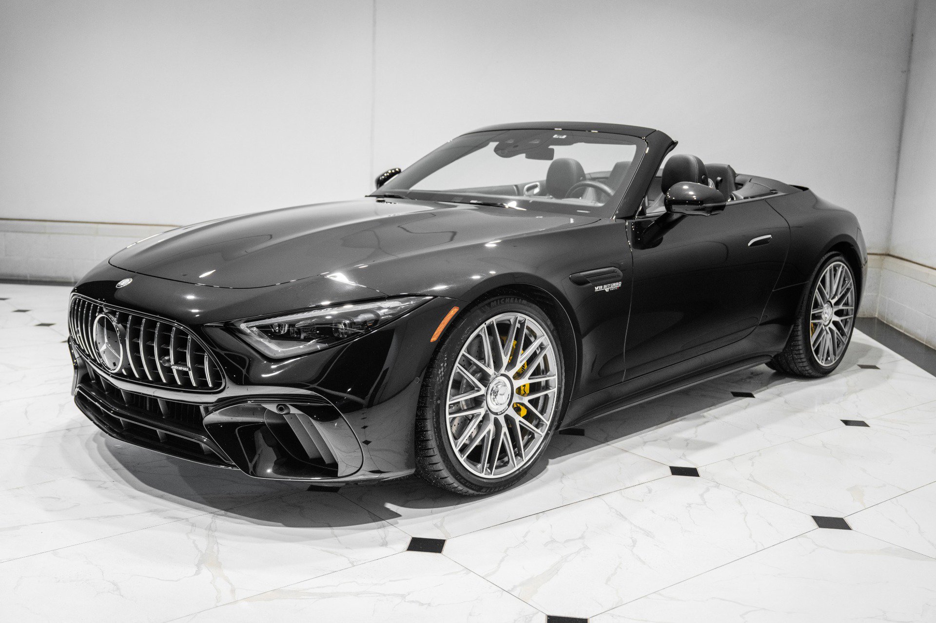 Used 2023 Mercedes-Benz SL 63 AMG 4MATIC image 5