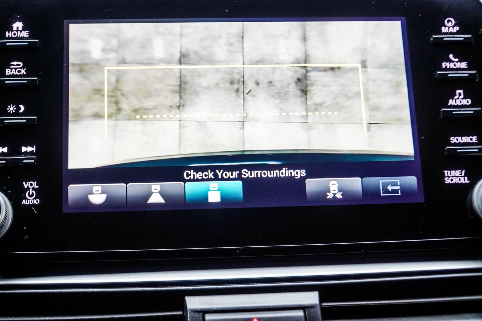 Used 2021 Honda Accord Touring image 27