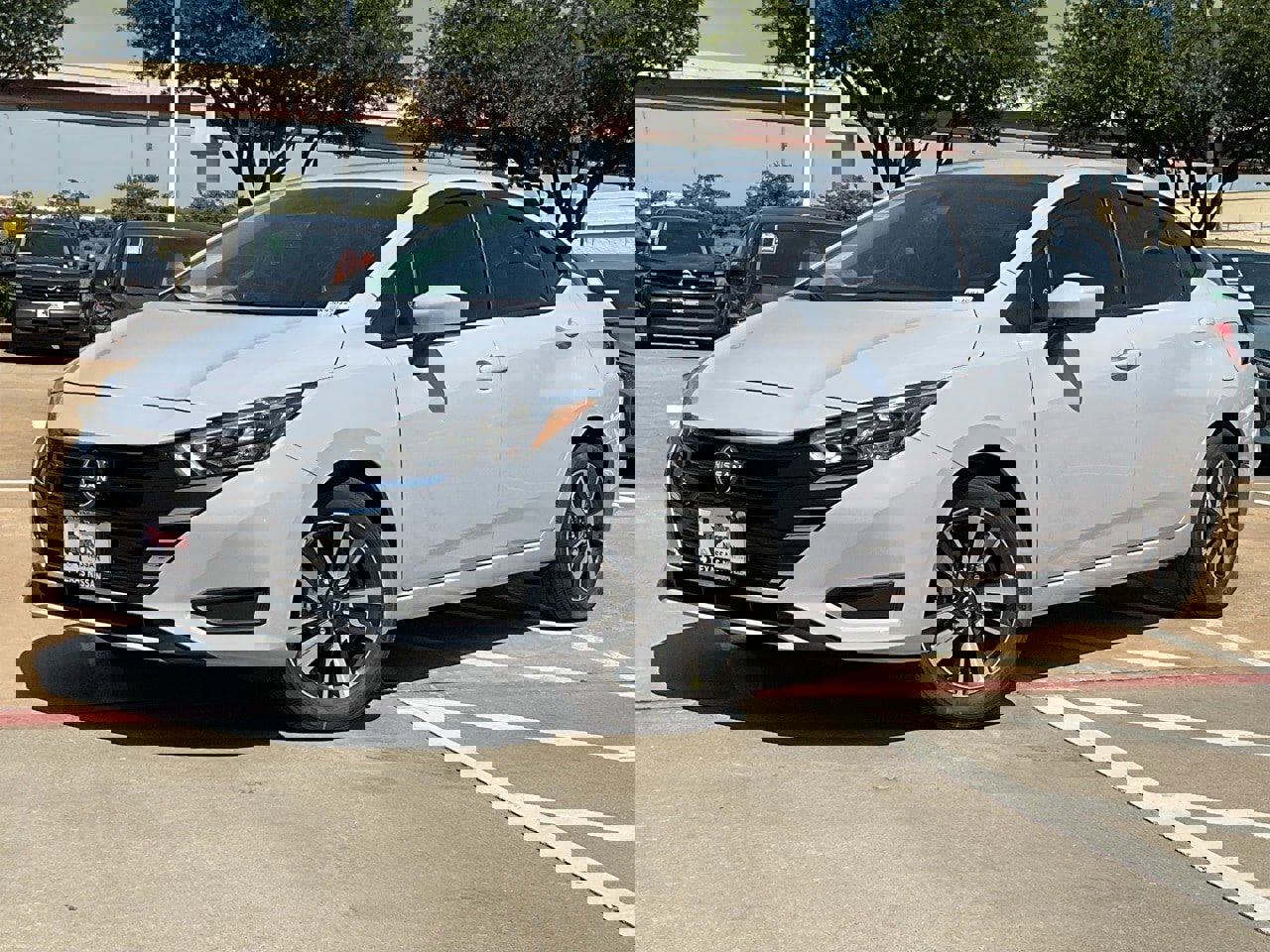 New 2025 Nissan Versa SV w/ Trunk Package image 2