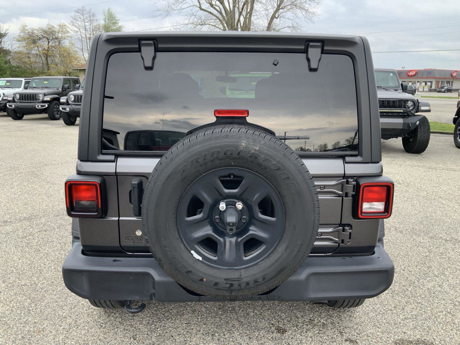 Used 2020 Jeep Wrangler Unlimited Sport image 7