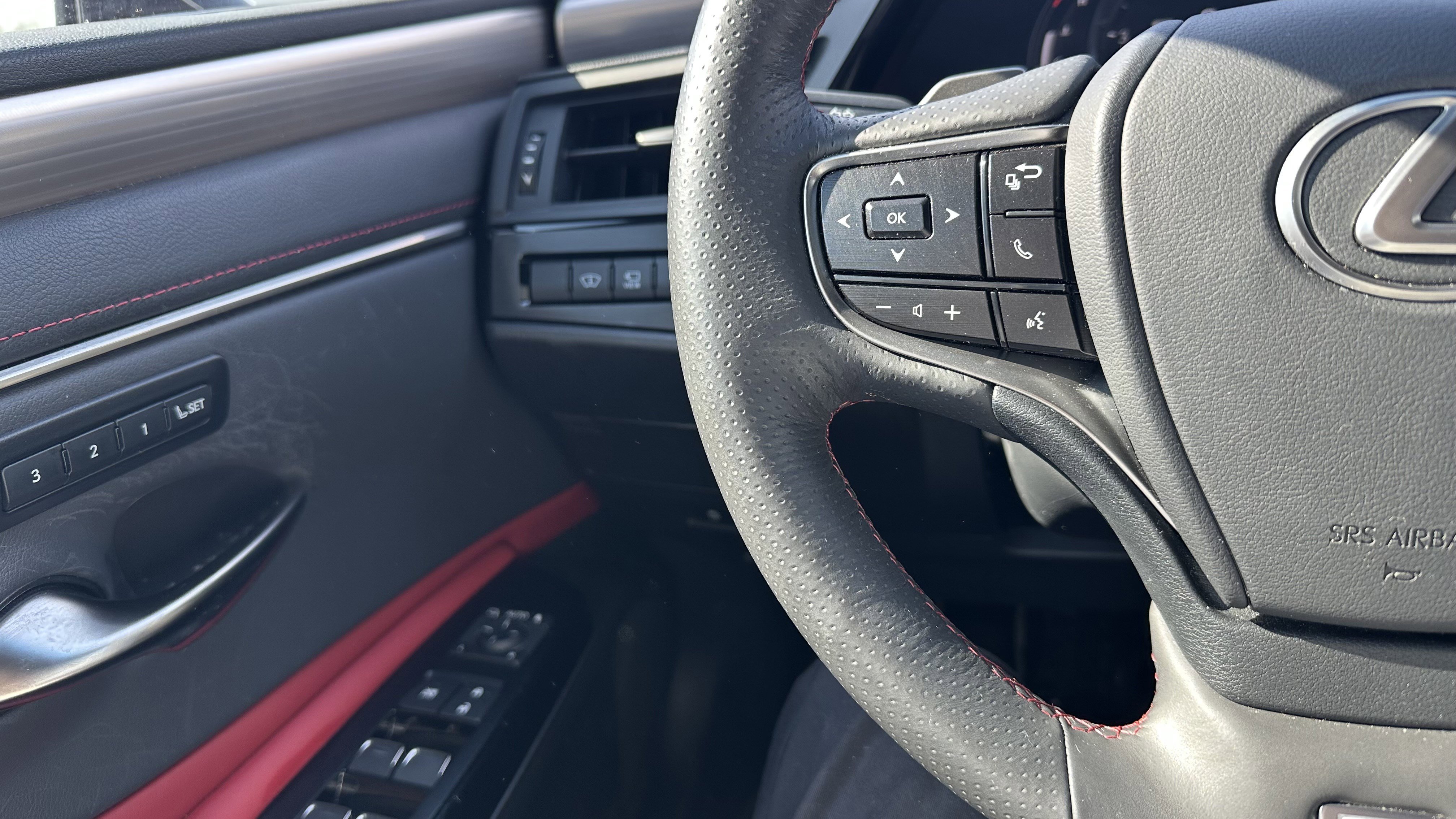 Used 2023 Lexus ES 350 F Sport w/ Accessory Package (Z2) image 6