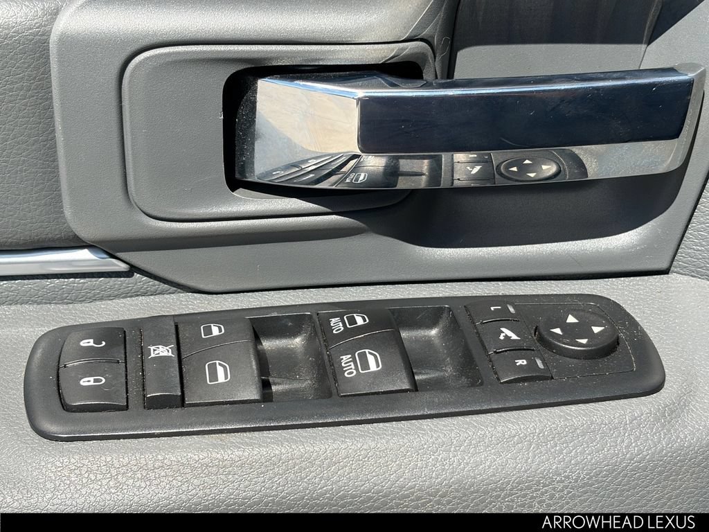 Used 2017 RAM 1500 Big Horn RWD image 16