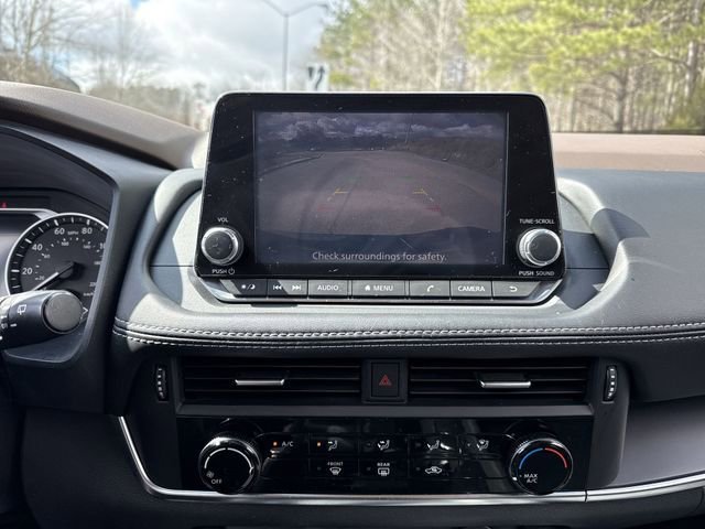 Used 2021 Nissan Rogue S image 25