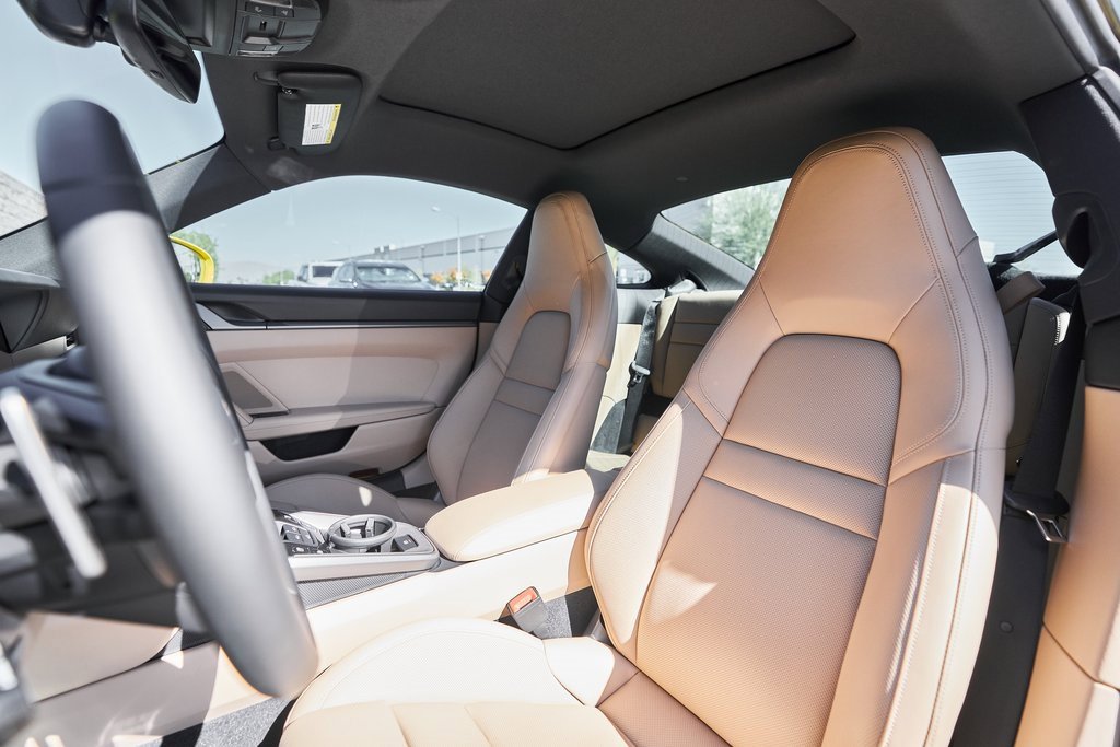 Used 2022 Porsche 911 Carrera 4S image 39