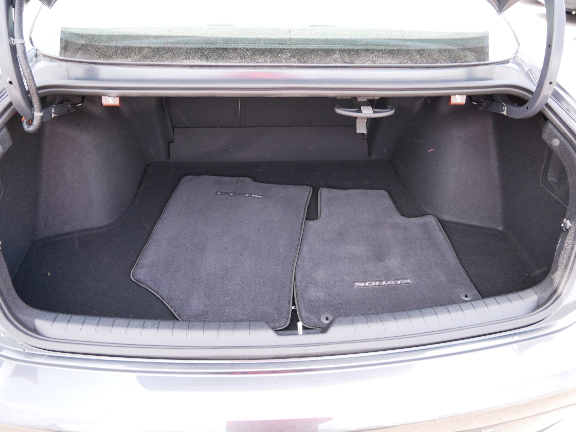 Certified 2023 Hyundai Sonata SE w/ Cargo Package FWD image 18