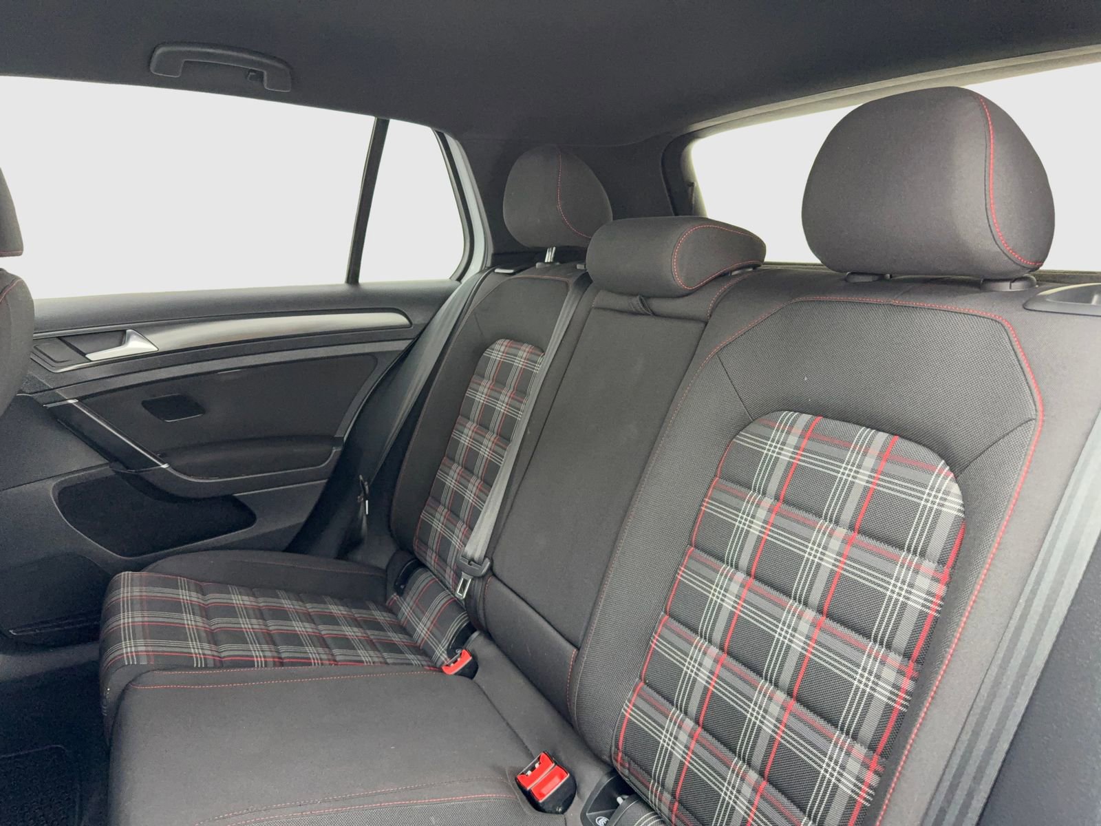 Used 2018 Volkswagen GTI S image 35