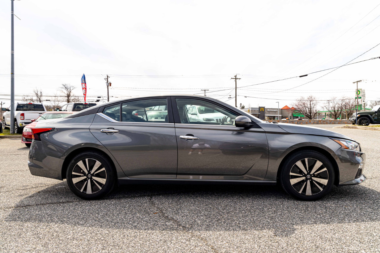 Used 2022 Nissan Altima 2.5 SV image 7