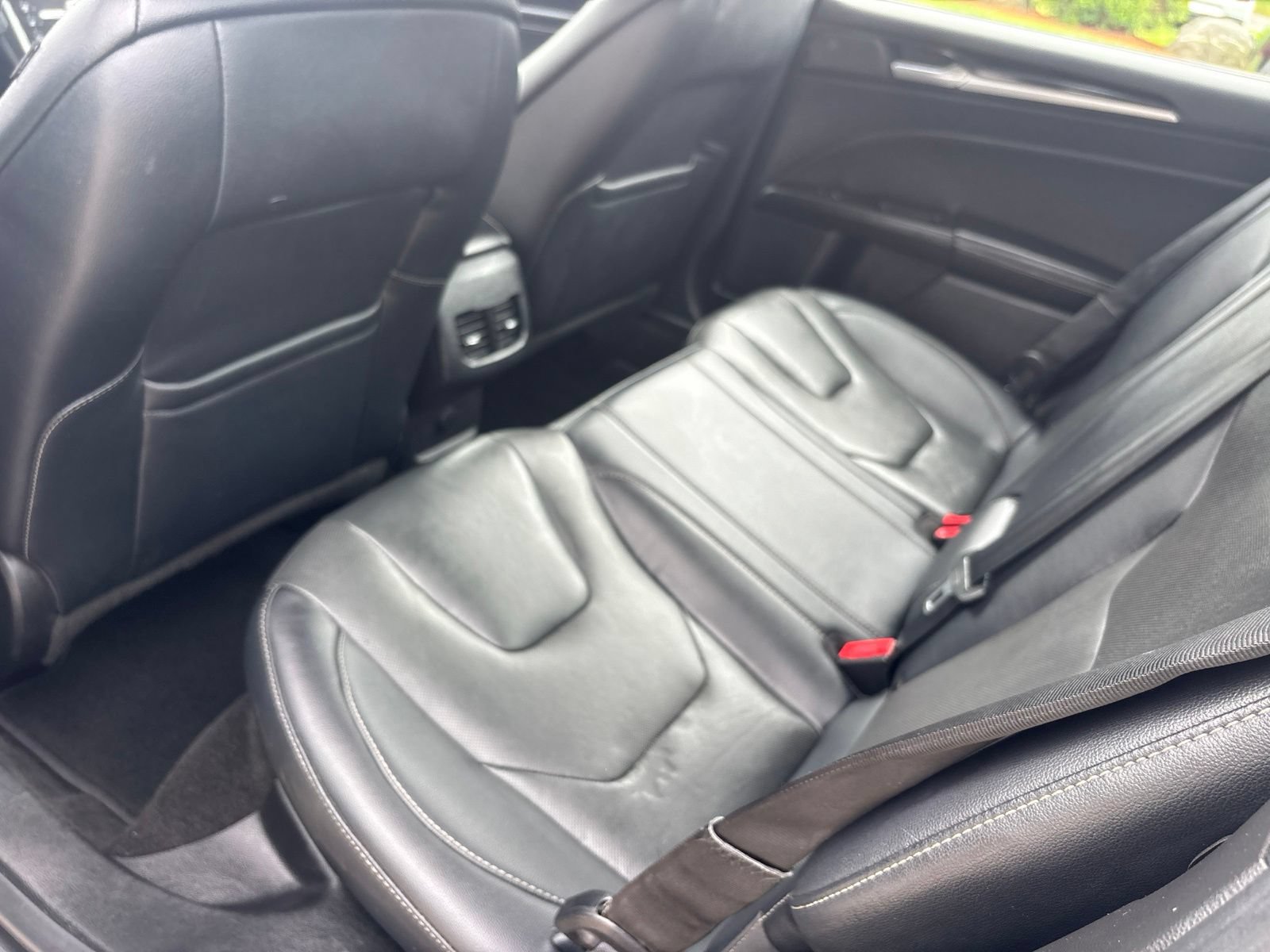 Used 2019 Ford Fusion Energi Titanium FWD image 29