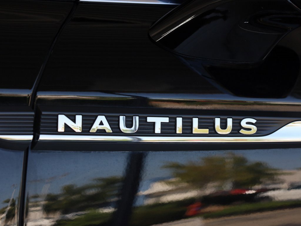 Used 2019 Lincoln Nautilus Reserve image 39