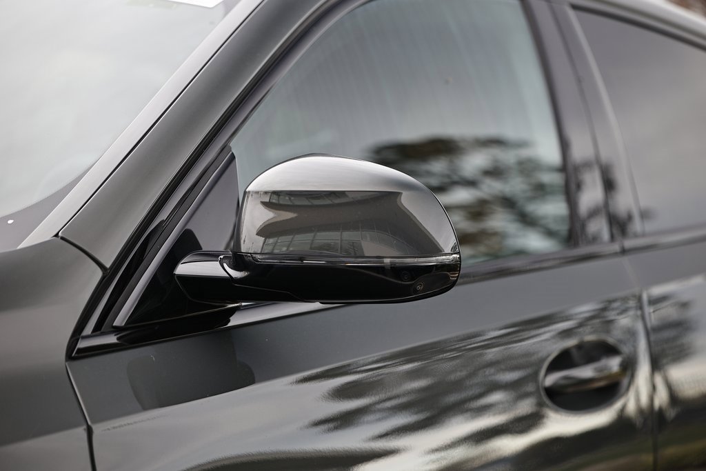 New 2026 BMW X6 xDrive40i w/ Premium Package image 11