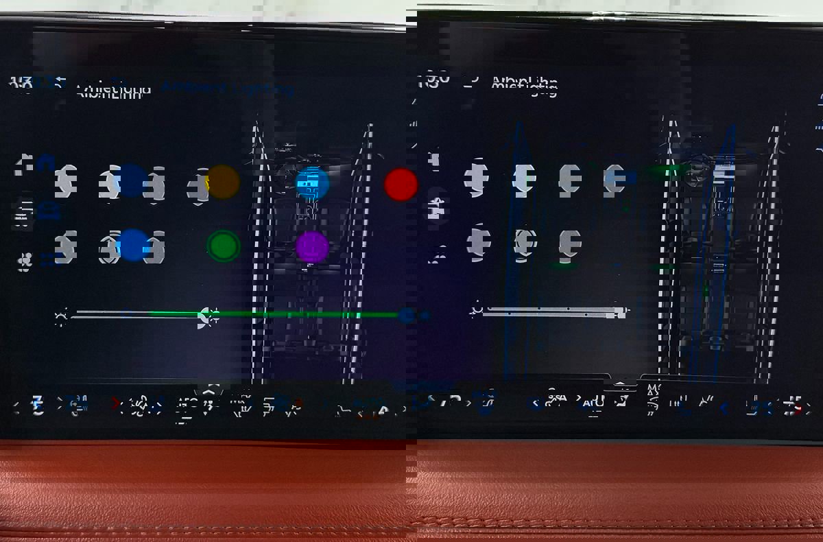 Used 2025 Lincoln Aviator Reserve w/ Jet Appearance Package image 32