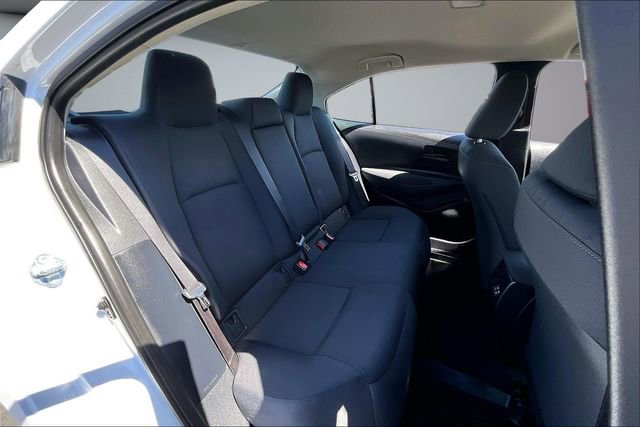 Used 2025 Toyota Corolla LE image 24