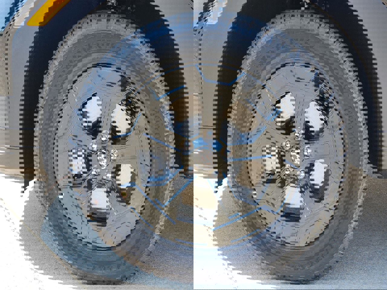 Certified 2025 Hyundai Santa Fe XRT image 7