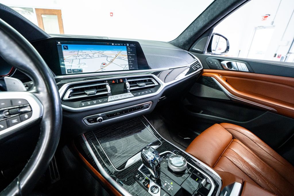 Used 2021 BMW X7 M50i w/ Executive Package AWD/4WD image 45