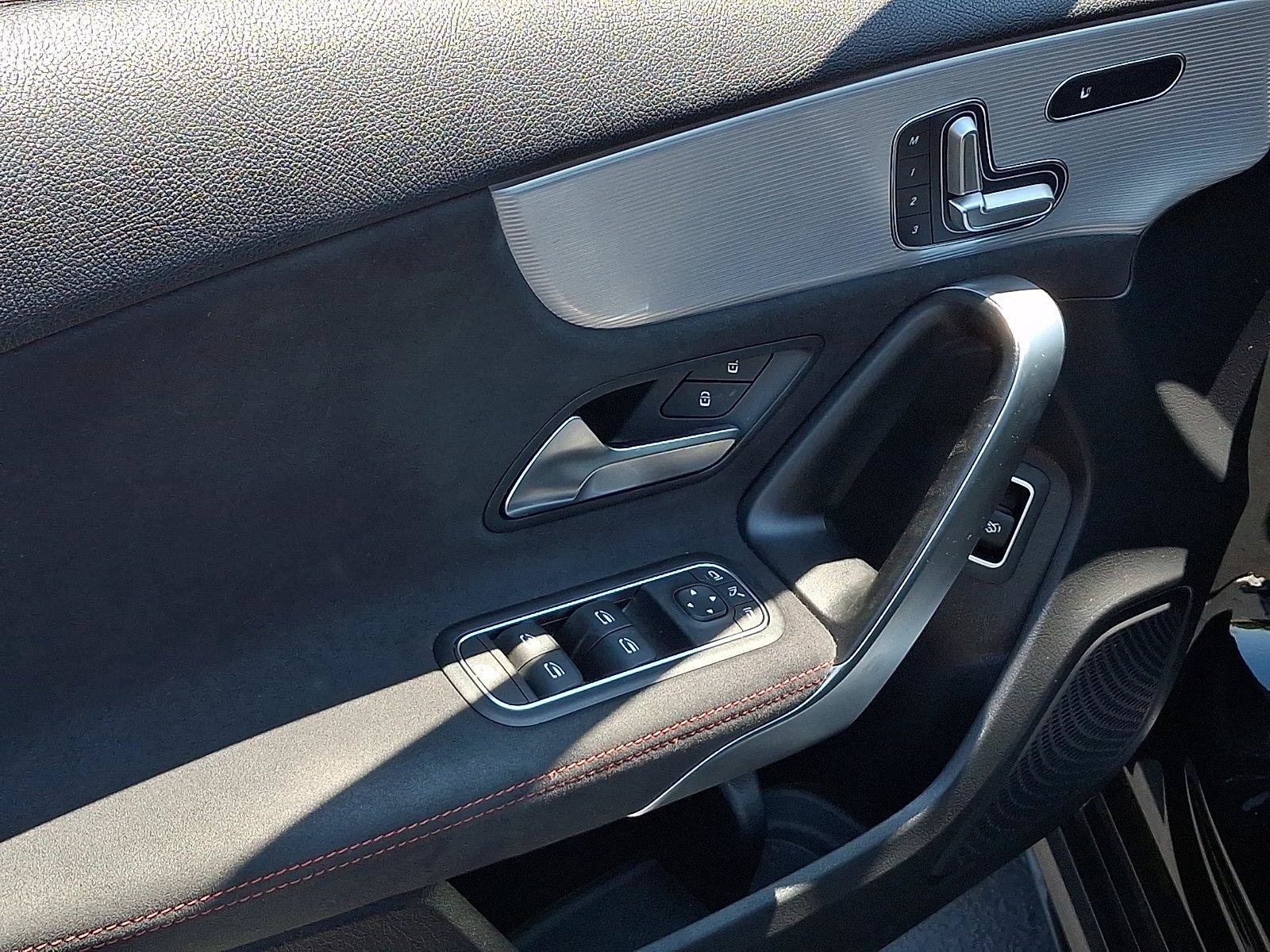 Used 2021 Mercedes-Benz A 220 image 12