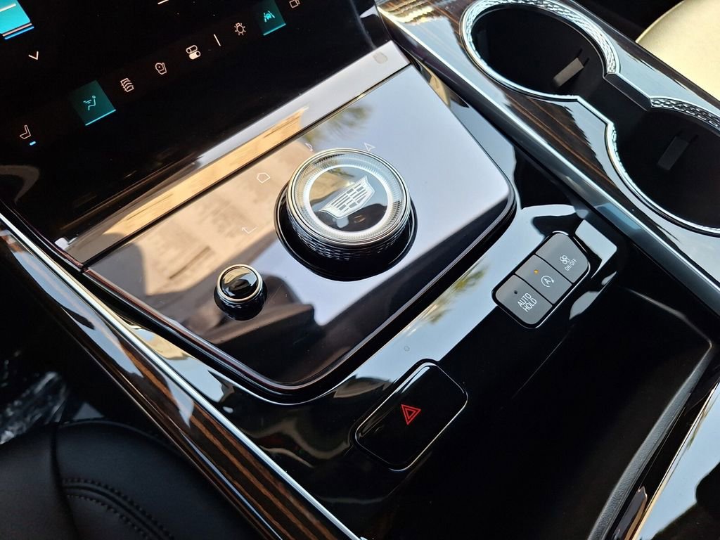 New 2026 Cadillac Escalade 2WD w/ LPO, Floor Liner Package image 13