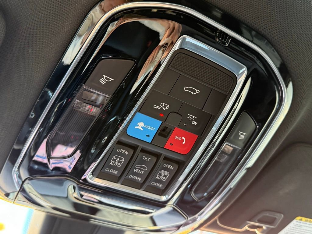 Used 2024 Jeep Grand Cherokee L Overland w/ Trailer Tow Package image 25