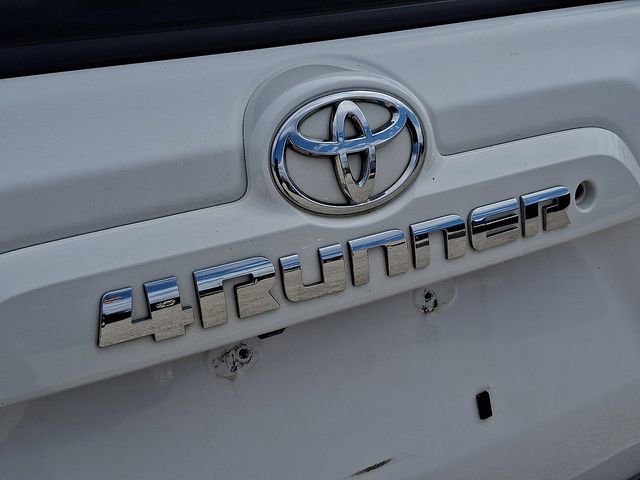 Used 2016 Toyota 4Runner SR5 Premium image 31