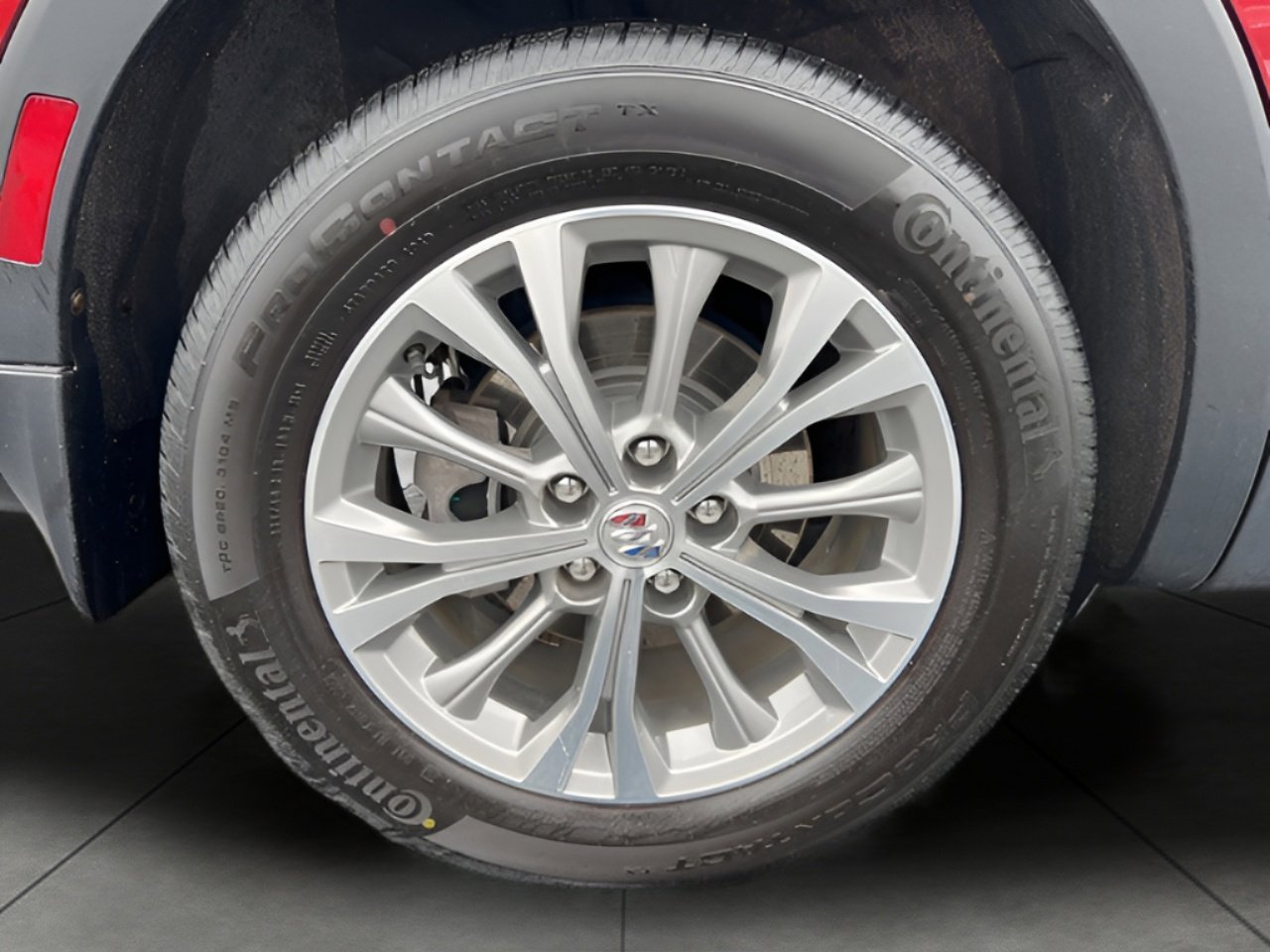 Used 2022 Buick Envision Preferred image 35