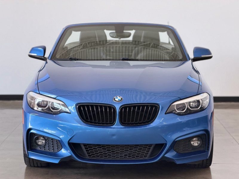 Used 2018 BMW 230i Convertible RWD image 2