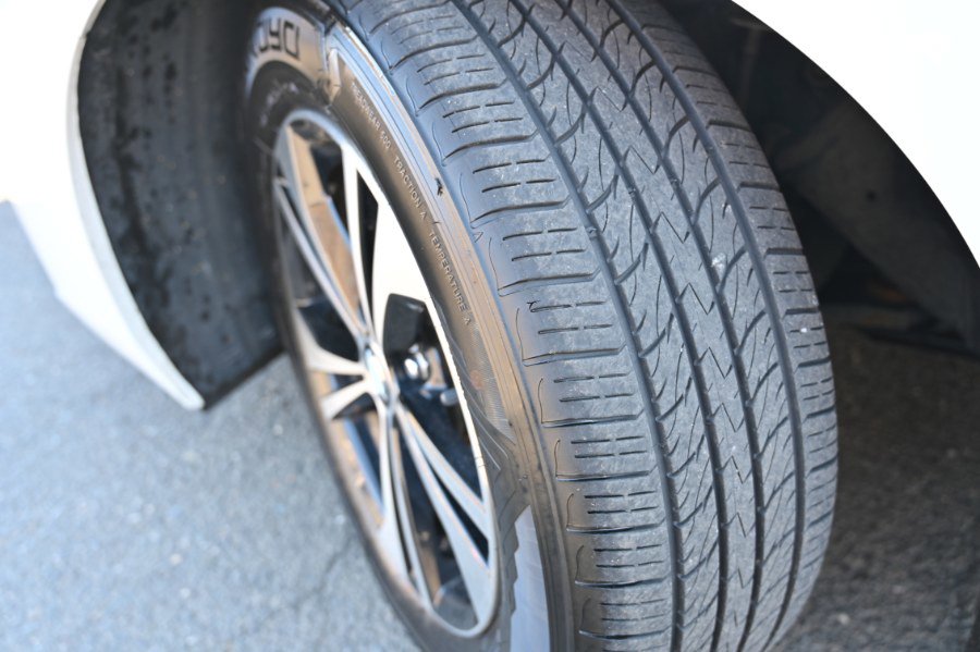 Used 2022 Nissan Sentra SV w/ Trunk Package image 8