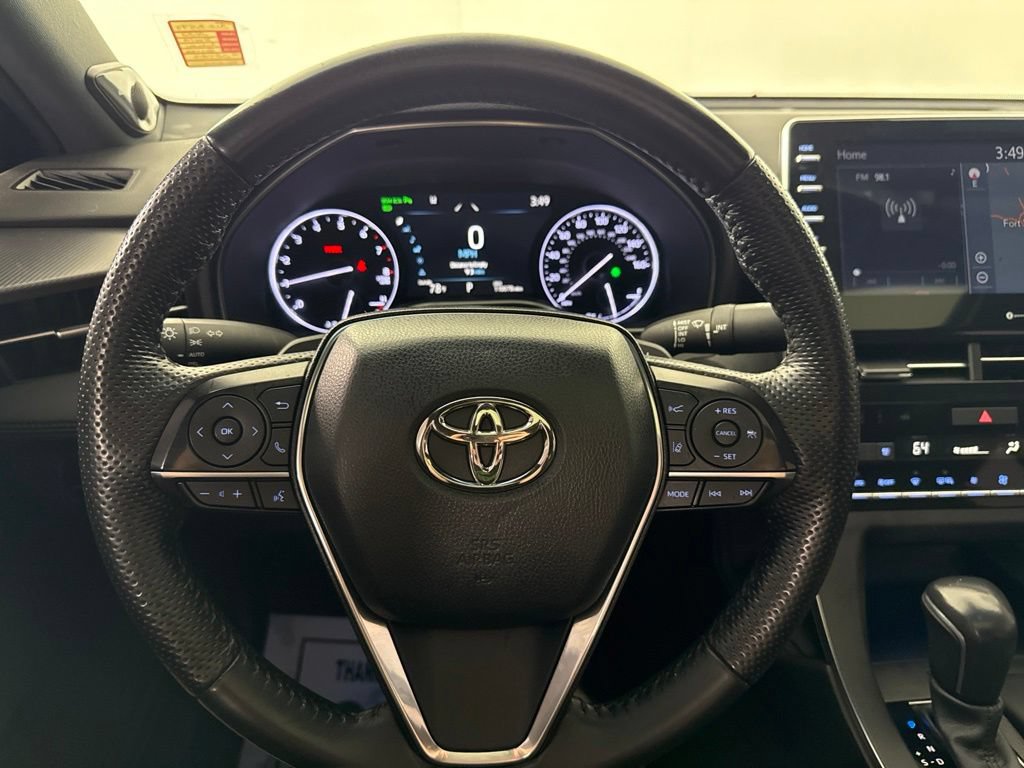 Used 2022 Toyota Avalon Touring w/ Advanced Safety Package FWD image 29