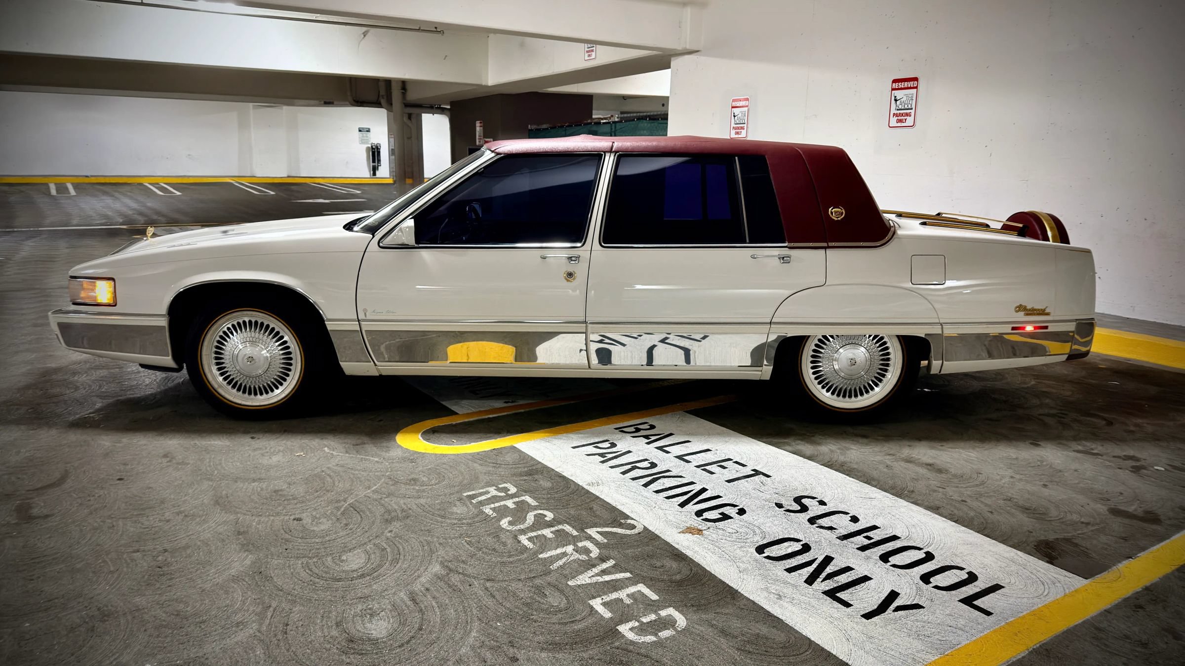 Used 1990 Cadillac Fleetwood 60 Special FWD image 13