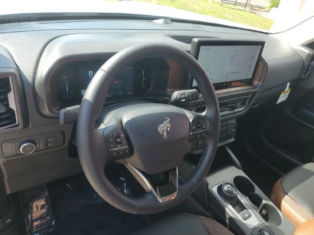 Used 2026 Ford Bronco Sport Outer Banks w/ Outer Banks Tech Package+ AWD/4WD image 15