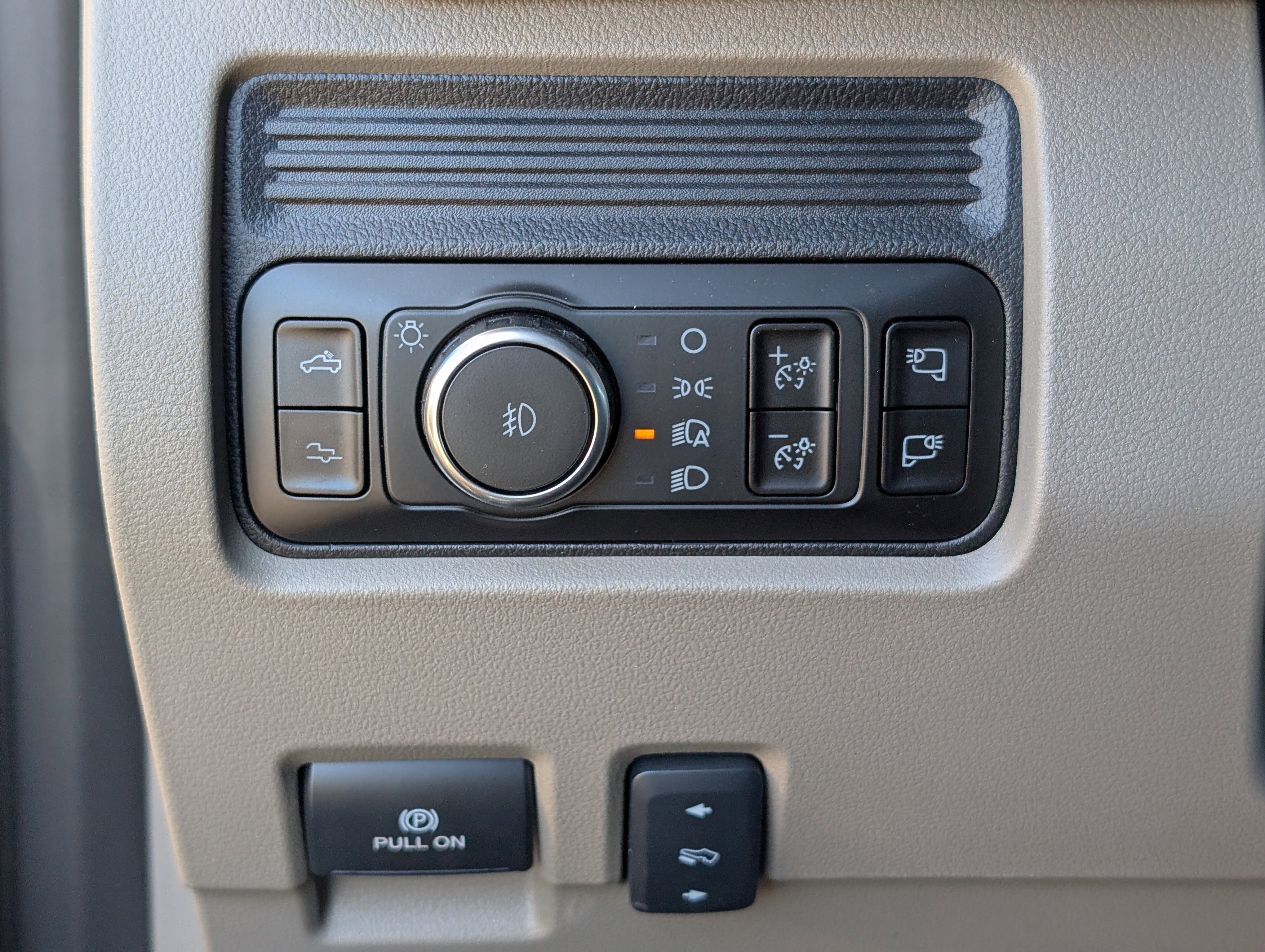 New 2026 Ford F250 Platinum image 23