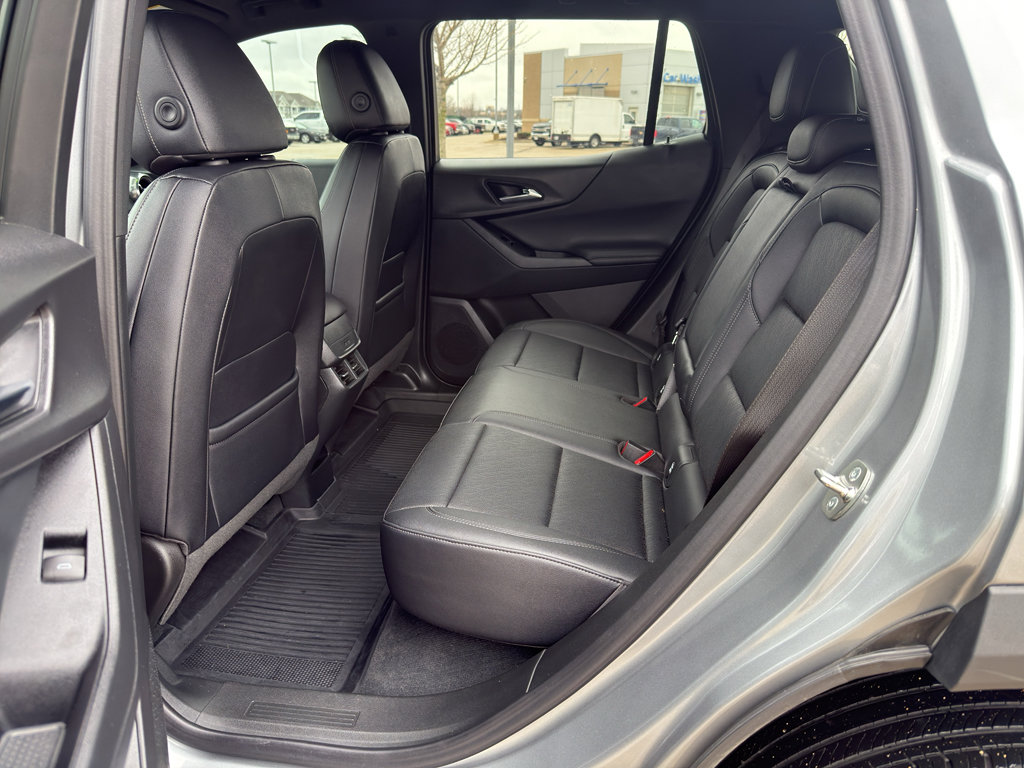 Used 2026 Chevrolet Equinox LT w/ Convenience Package II image 40